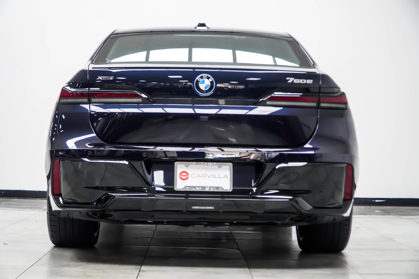 Used 2024 BMW 750e xDrive w/ Premium Package 2 AWD/4WD image 13