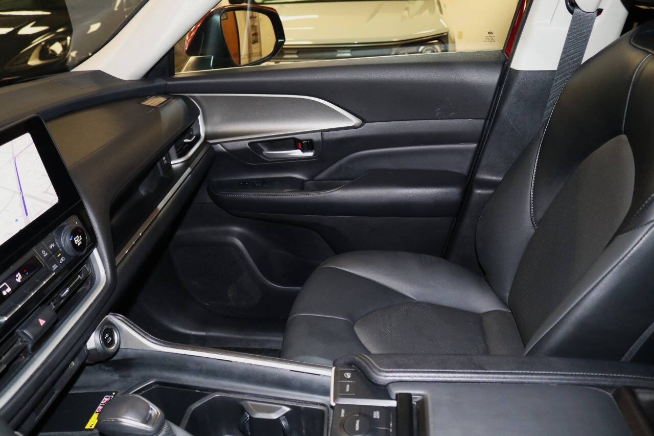 Used 2024 Toyota Grand Highlander AWD image 86