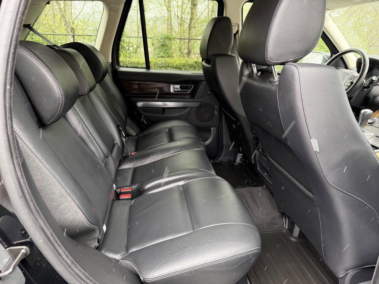Used 2012 Land Rover Range Rover Sport HSE AWD/4WD image 29