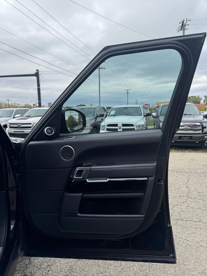 Used 2017 Land Rover Range Rover Supercharged image 17