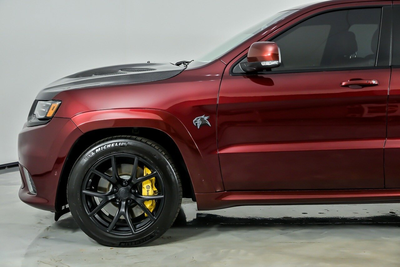 Used 2018 Jeep Grand Cherokee Trackhawk AWD/4WD image 7