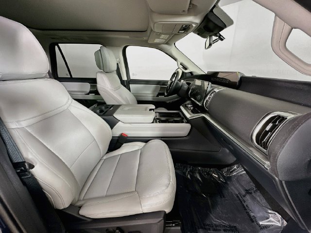 New 2027 Ford Expedition Platinum AWD/4WD image 31