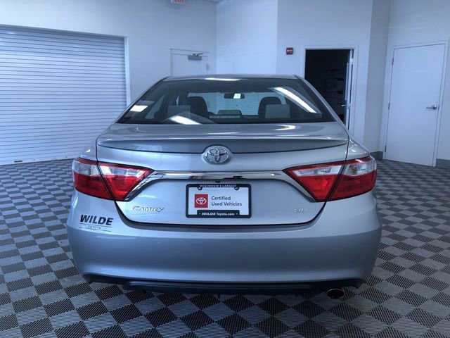 Certified 2016 Toyota Camry SE image 14