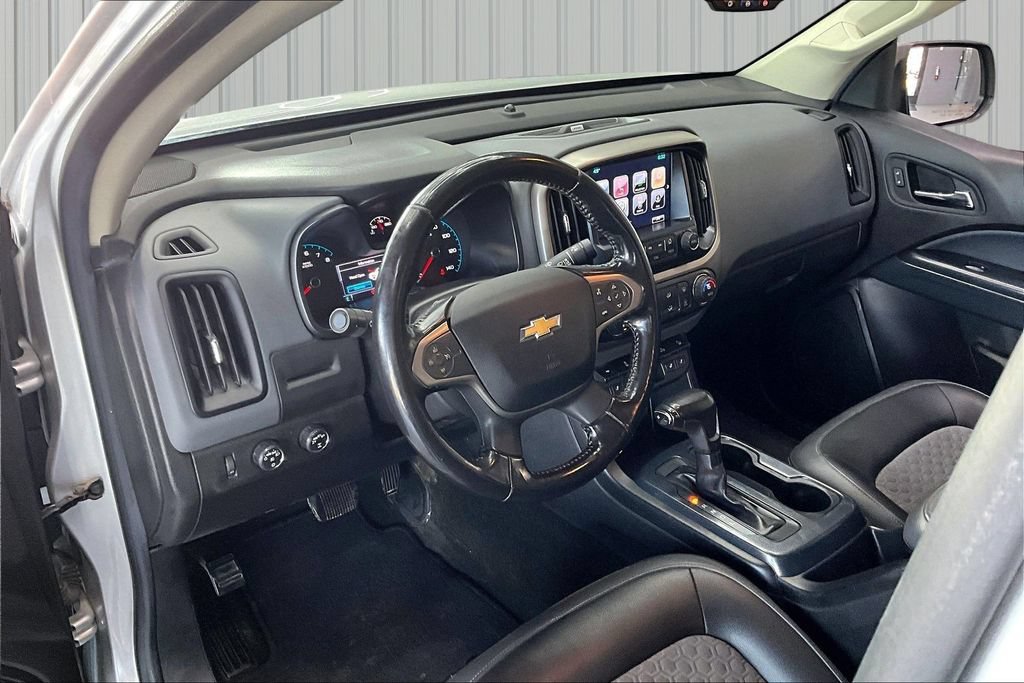 Used 2017 Chevrolet Colorado Z71 AWD/4WD image 16