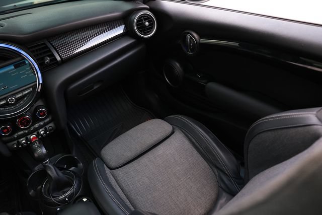 Used 2015 MINI Cooper S FWD image 19