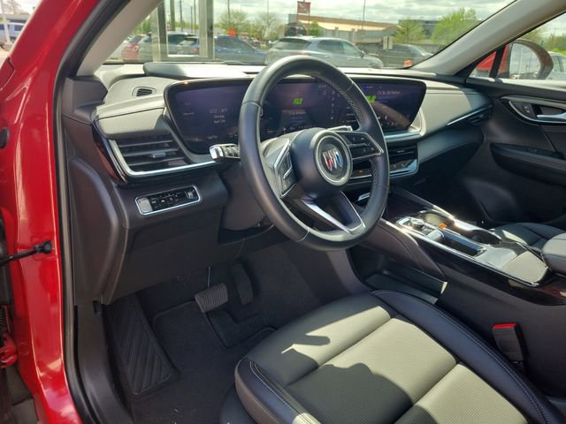 Used 2025 Buick Envision Preferred image 21