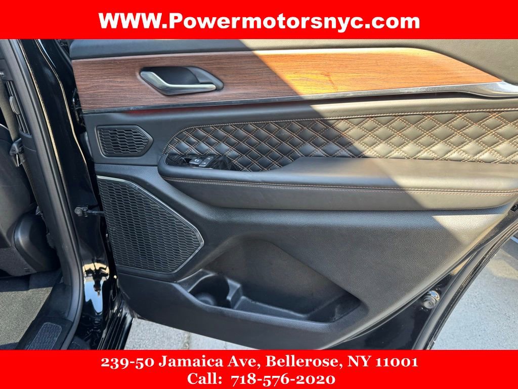Used 2022 Jeep Grand Cherokee L Summit w/ Advanced Protech Group IV RWD image 26