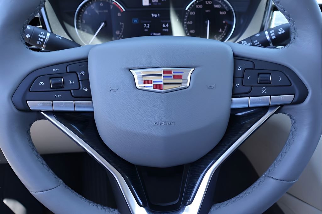 Used 2023 Cadillac XT6 Premium Luxury FWD image 19