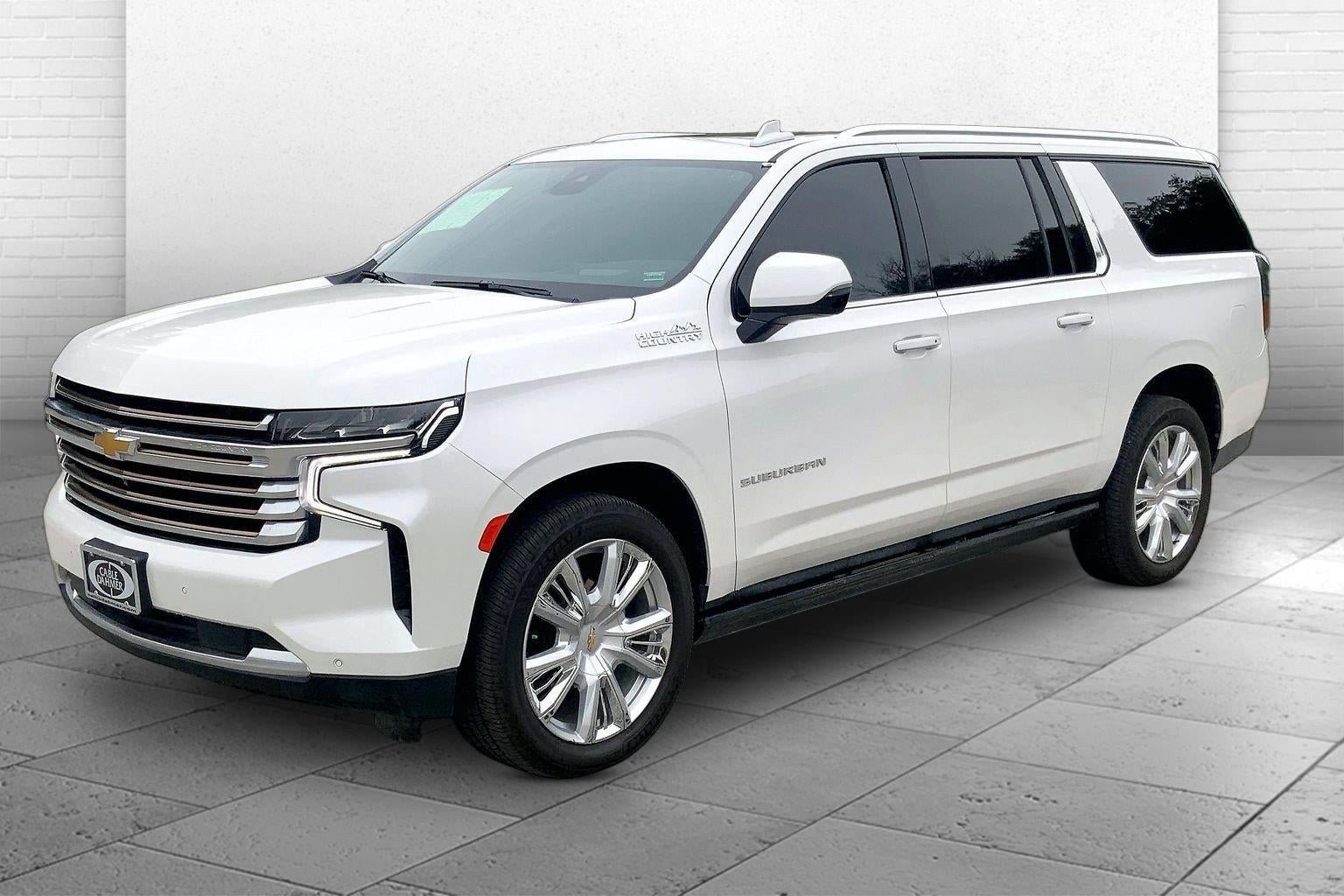 Used 2023 Chevrolet Suburban High Country w/ Premium Package AWD/4WD image 13