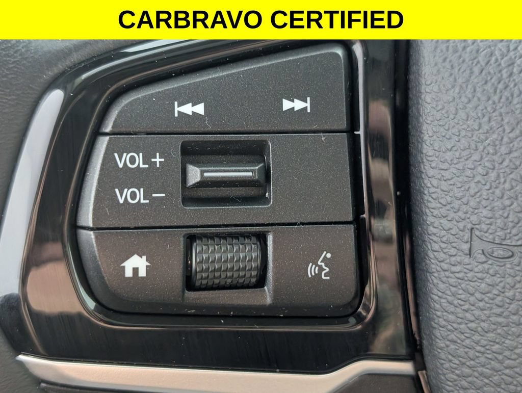 Used 2025 Honda Odyssey Touring image 16