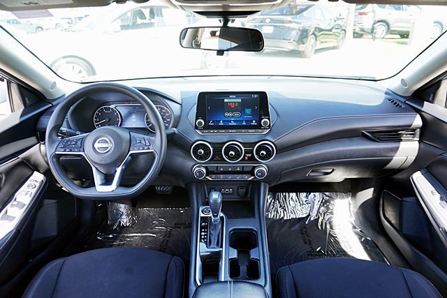 Used 2024 Nissan Sentra SV FWD image 27