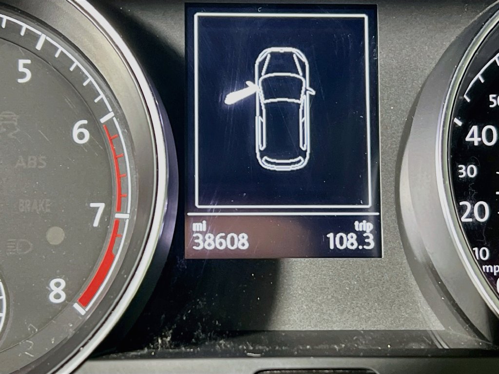 Used 2017 Volkswagen Golf SEL FWD image 11