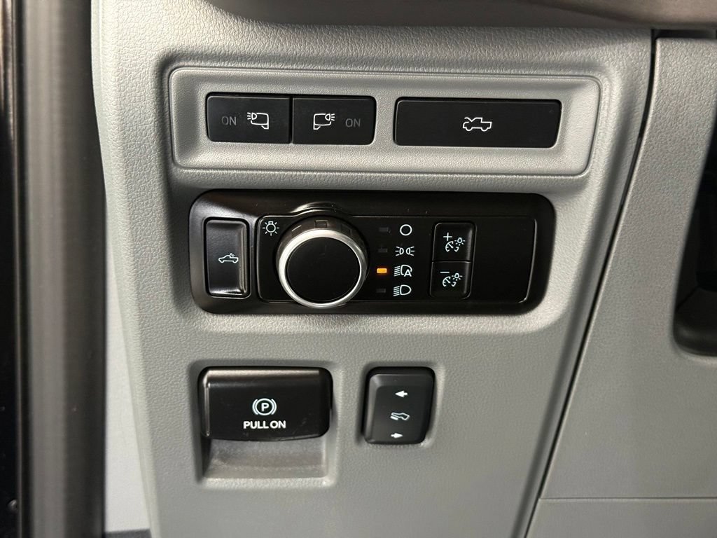Certified 2024 Ford F150 Lightning XLT AWD/4WD image 34