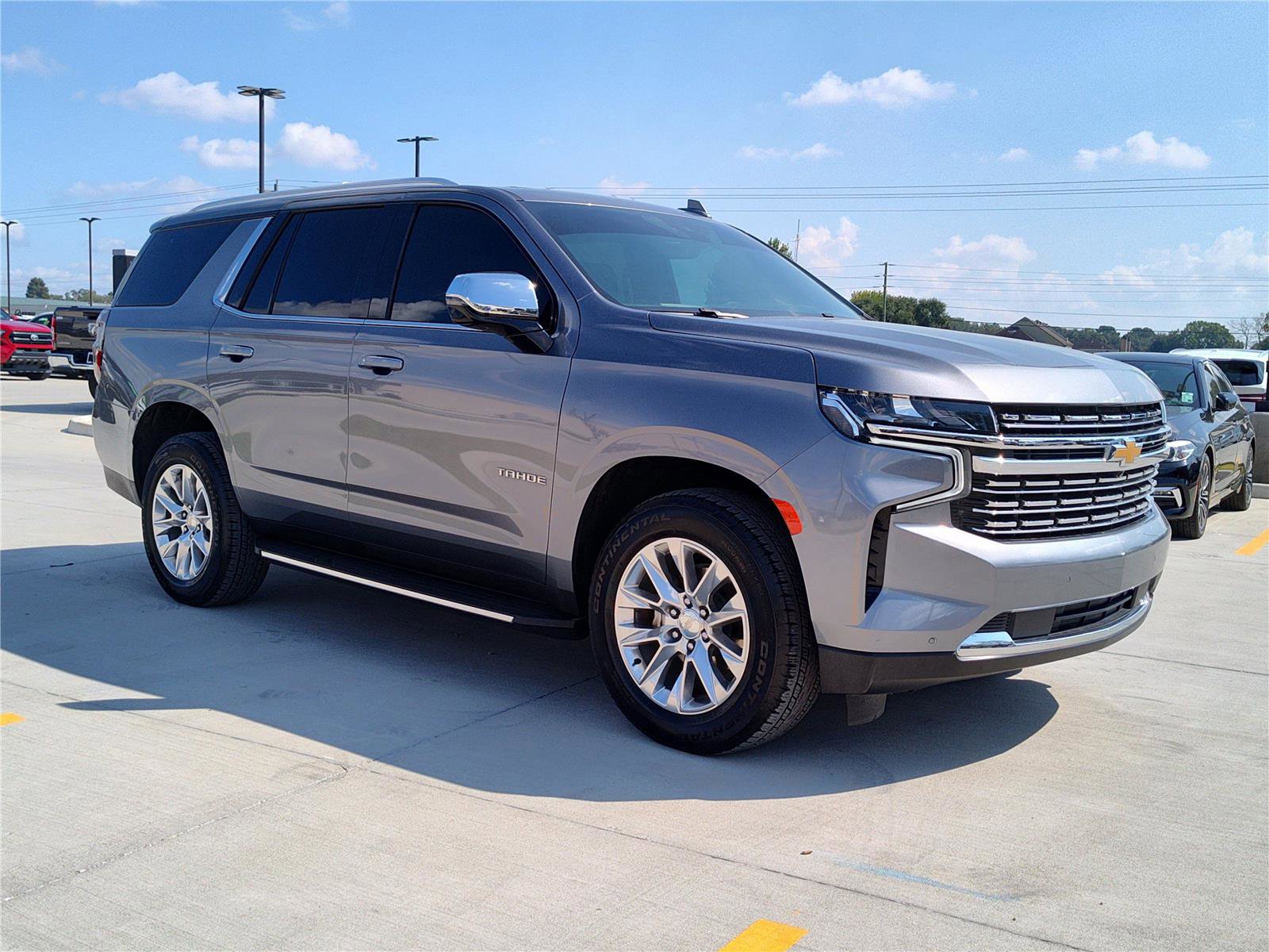Used 2021 Chevrolet Tahoe Premier w/ Premium Package image 12