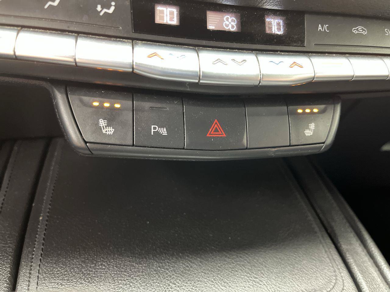Used 2019 Cadillac XT4 Sport AWD/4WD image 23