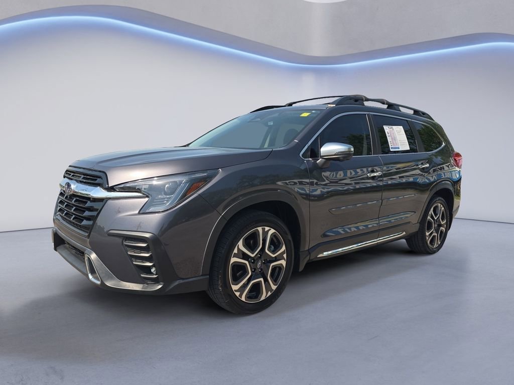 Used 2023 Subaru Ascent Touring AWD/4WD image 1