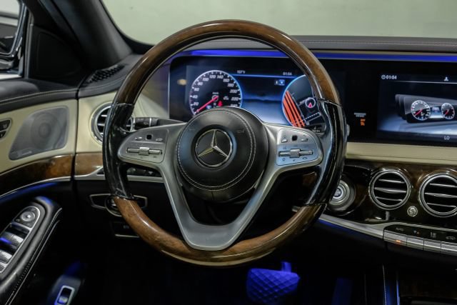 Used 2019 Mercedes-Benz S 560 4MATIC Sedan image 20