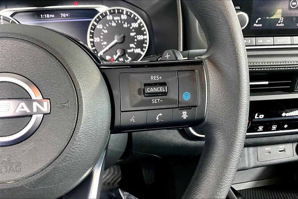 Used 2023 Nissan Rogue SV AWD/4WD image 19