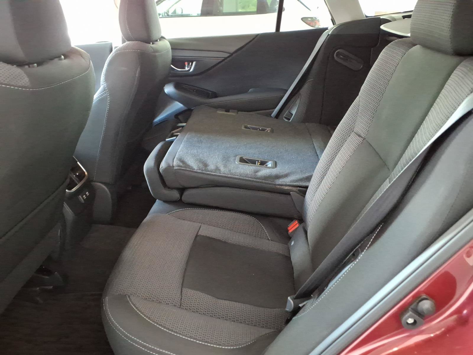 Used 2022 Subaru Outback Premium AWD/4WD image 13