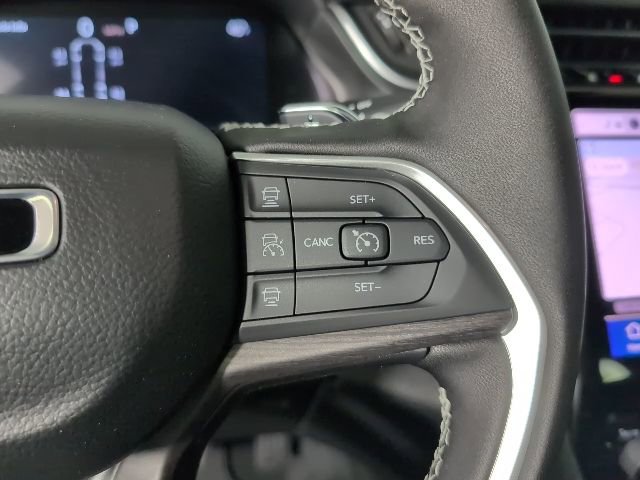 New 2025 Jeep Grand Cherokee L Limited w/ Black Appearance Package image 15