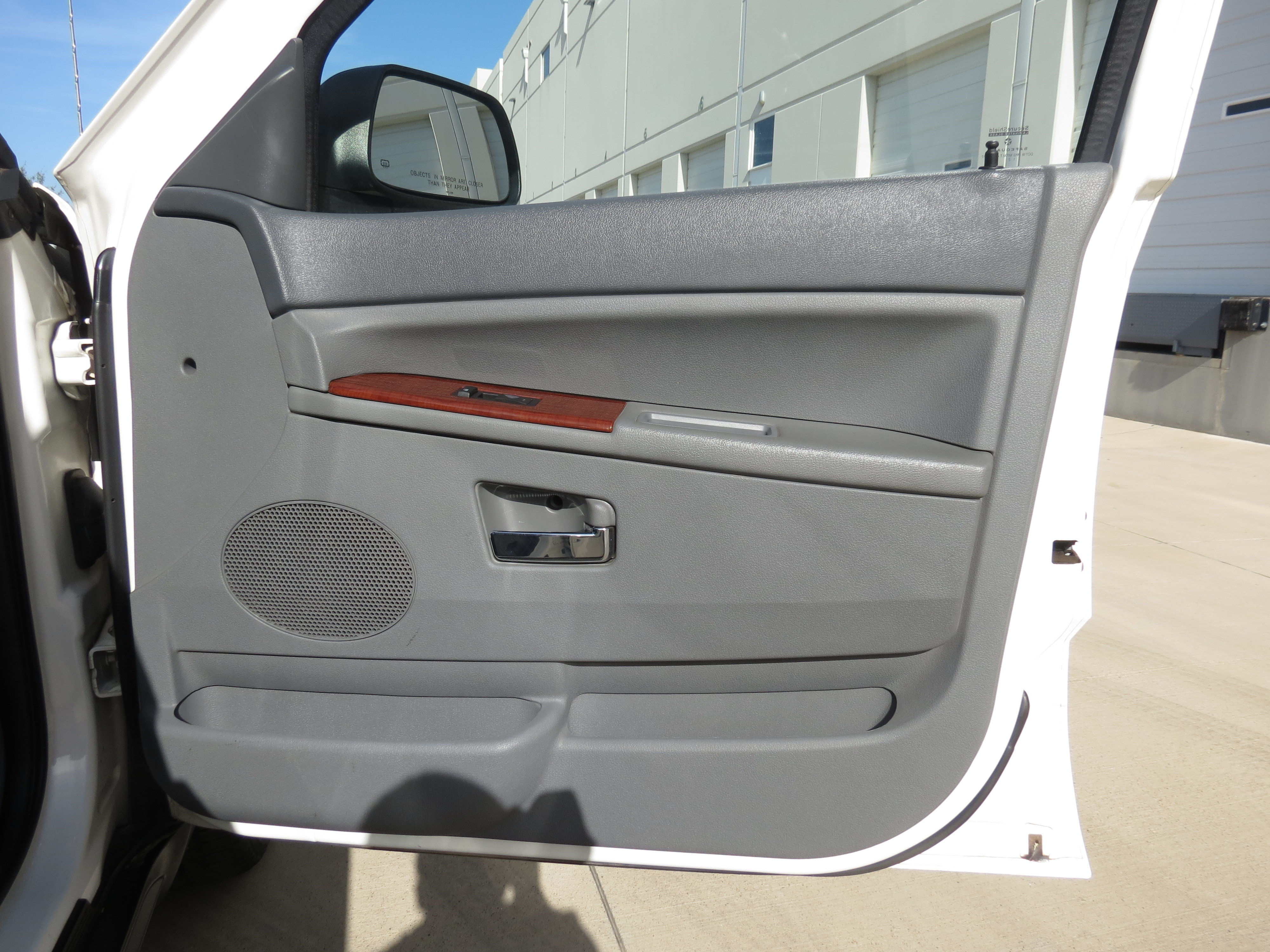 Used 2005 Jeep Grand Cherokee Limited AWD/4WD image 27