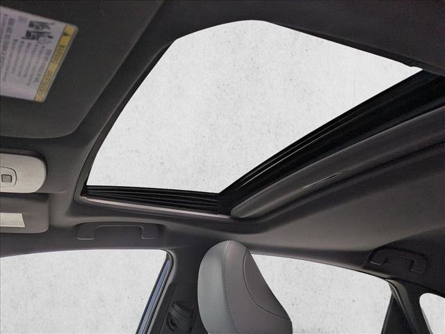 Used 2020 Toyota Avalon Limited w/ Advanced Safety Package FWD image 13