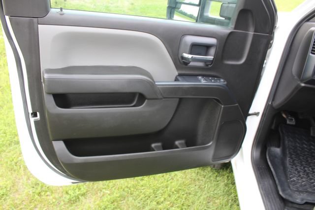 Used 2018 Chevrolet Silverado 2500 W/T w/ WT Convenience Package AWD/4WD image 20