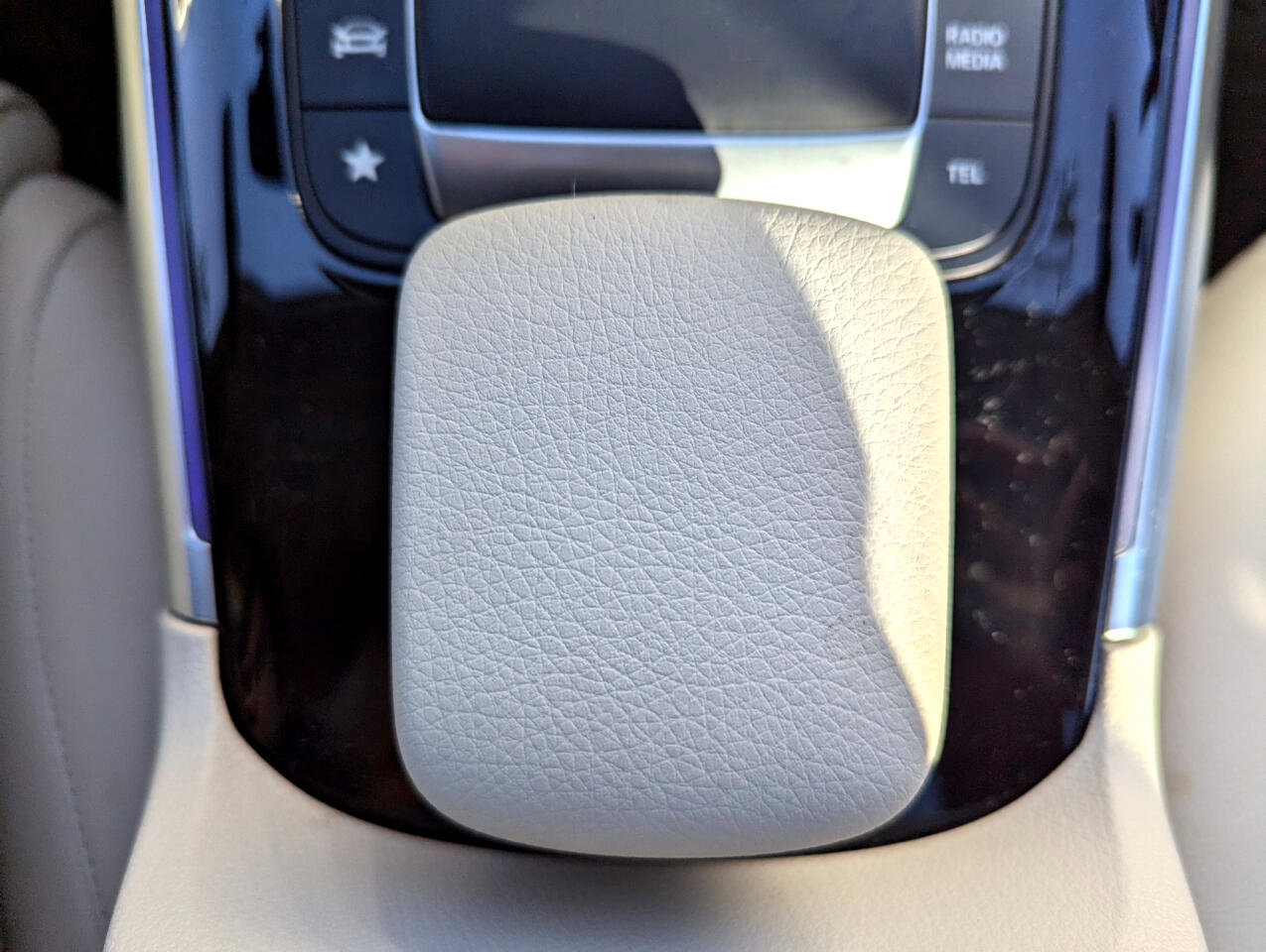 Used 2022 Mercedes-Benz EQB 300 4MATIC image 29