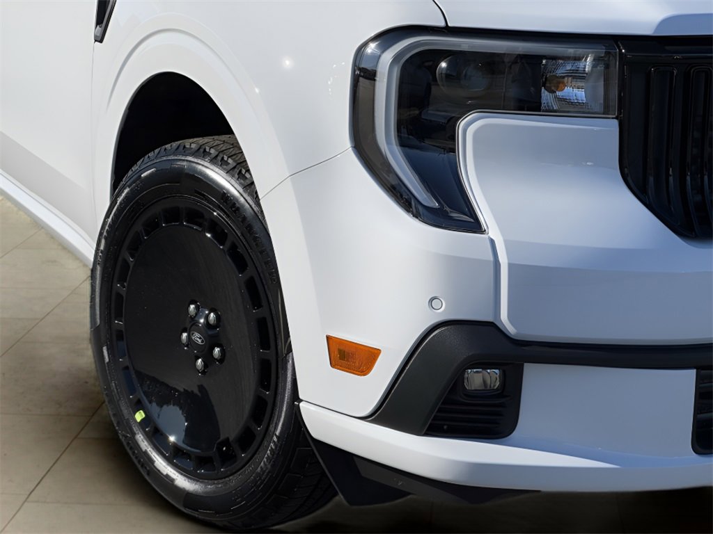 New 2025 Ford Maverick Lobo image 46