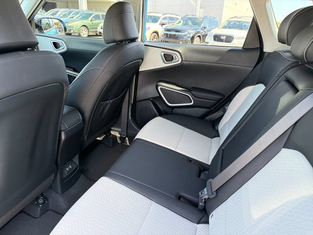Certified 2024 Kia Soul GT-Line FWD image 21