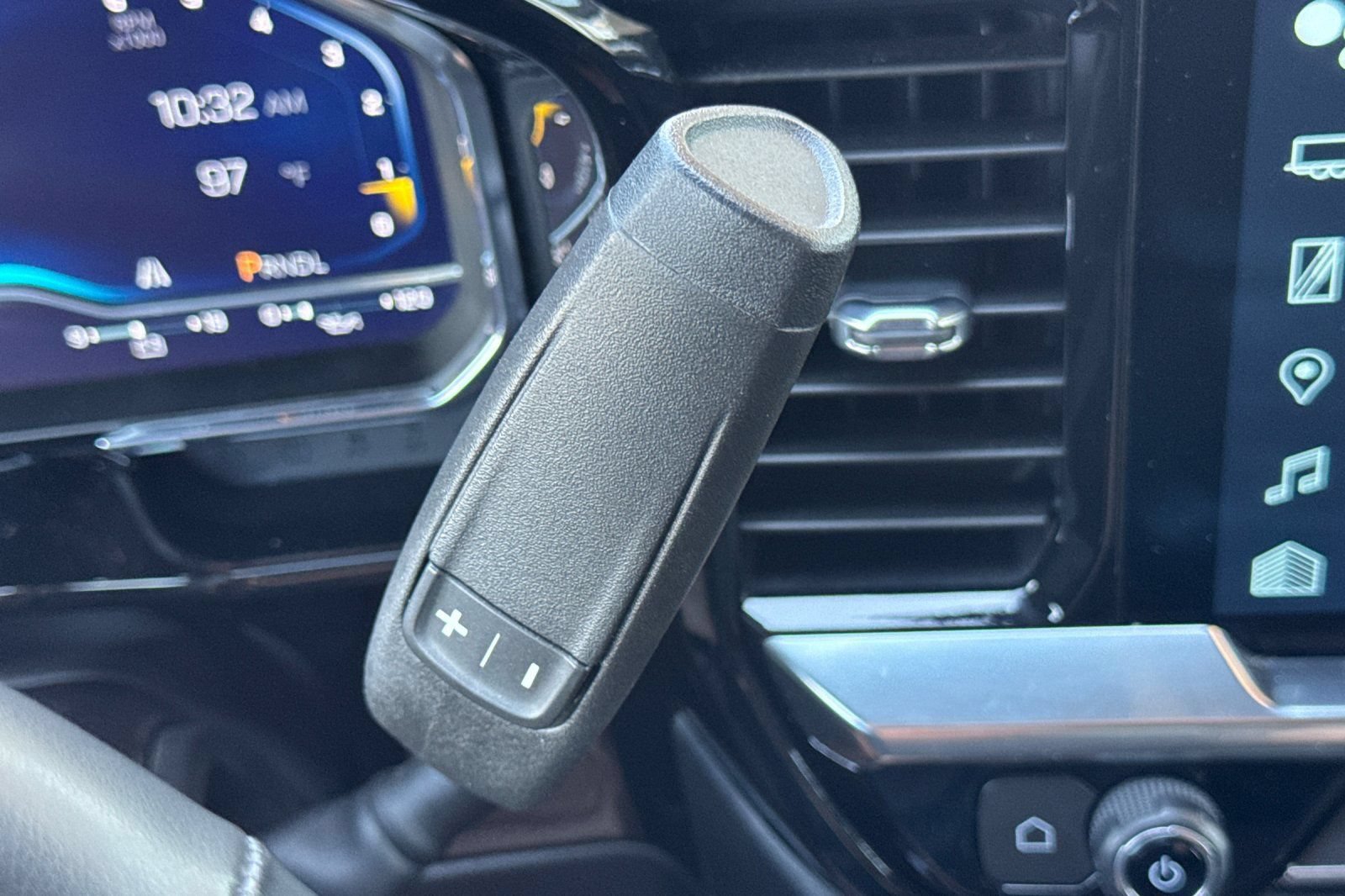 Certified 2023 Chevrolet Silverado 1500 LT RWD image 21
