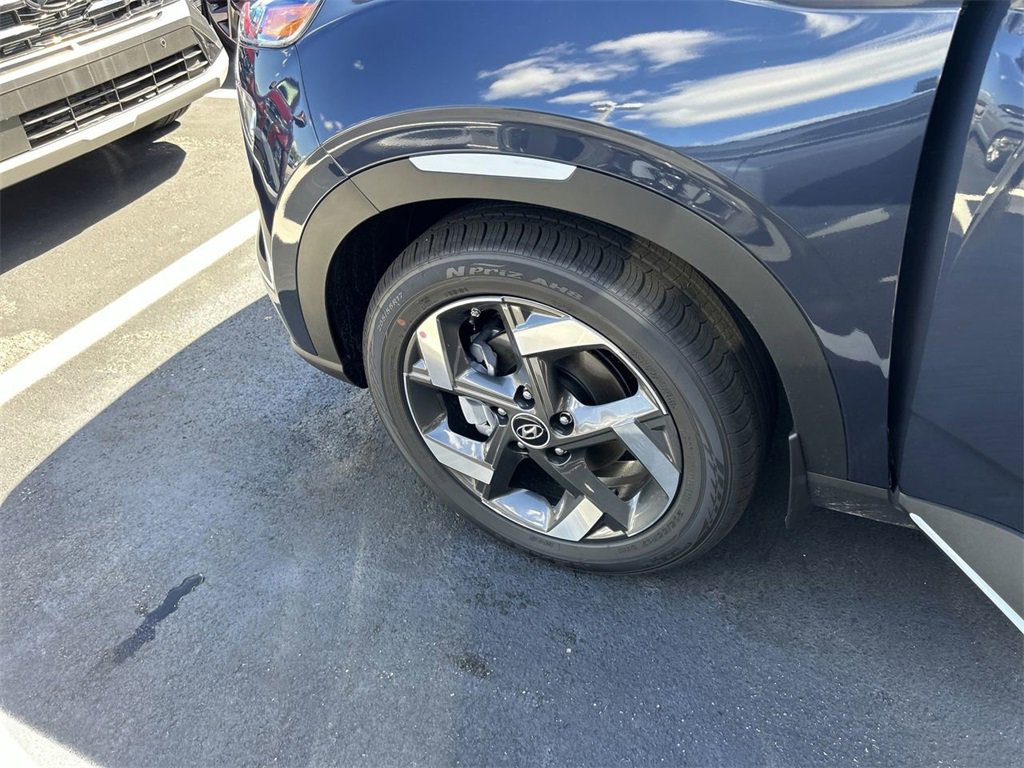 New 2025 Hyundai Venue Limited image 31