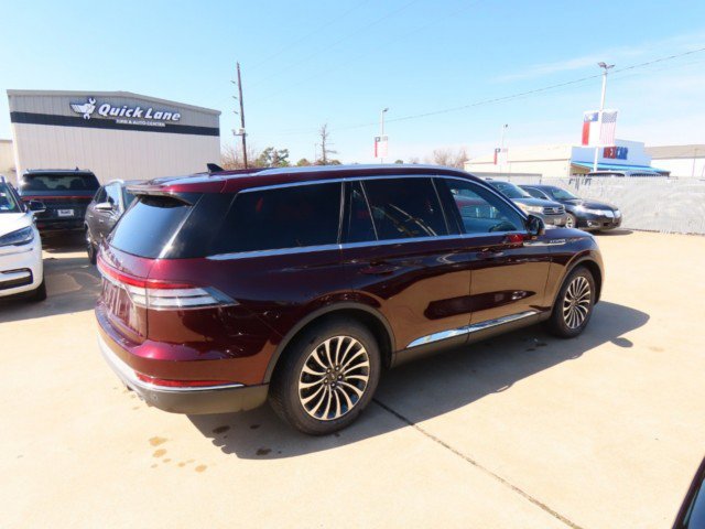 Used 2022 Lincoln Aviator Reserve w/ Equipment Group 201A image 9