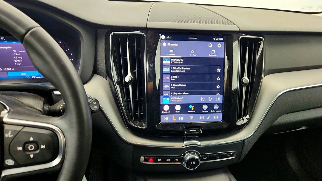 Used 2024 Volvo XC60 B5 Core image 17