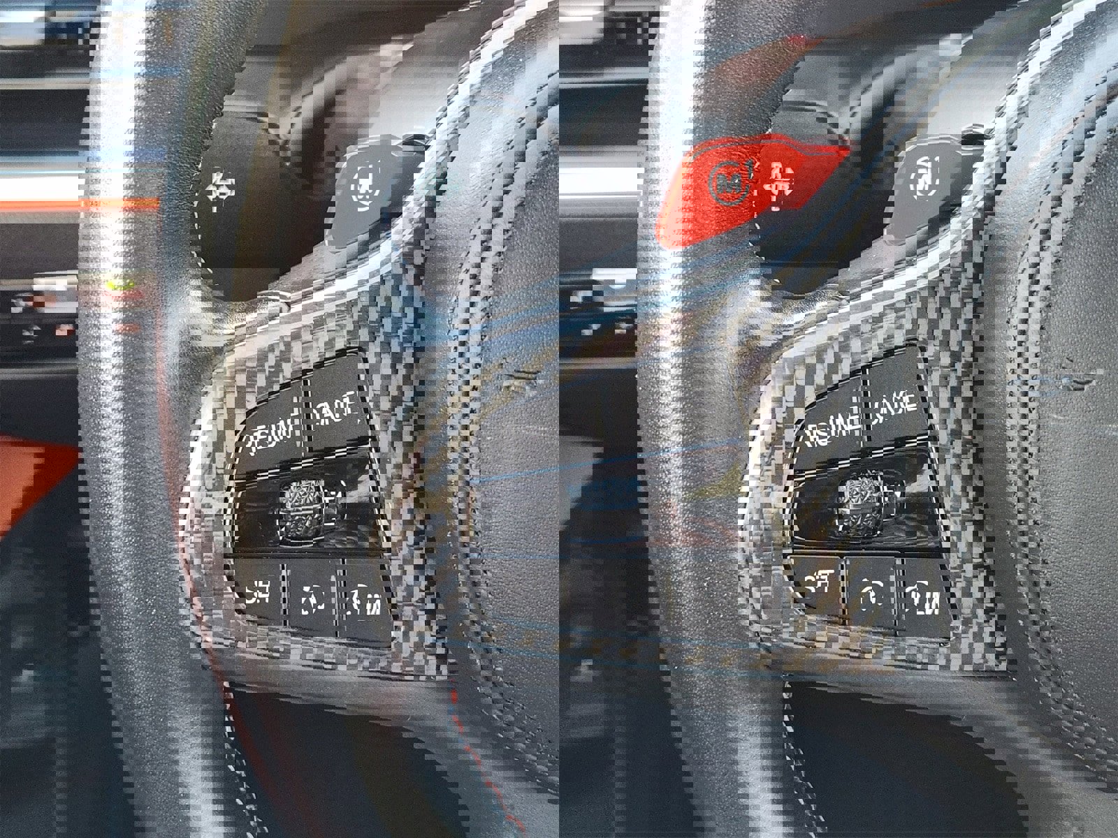 Used 2021 BMW M4 Coupe w/ M Carbon Exterior Package image 37