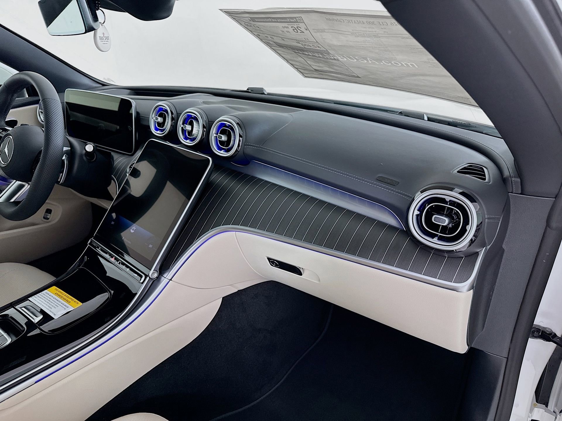 New 2026 Mercedes-Benz CLE 300 4MATIC Cabriolet image 30