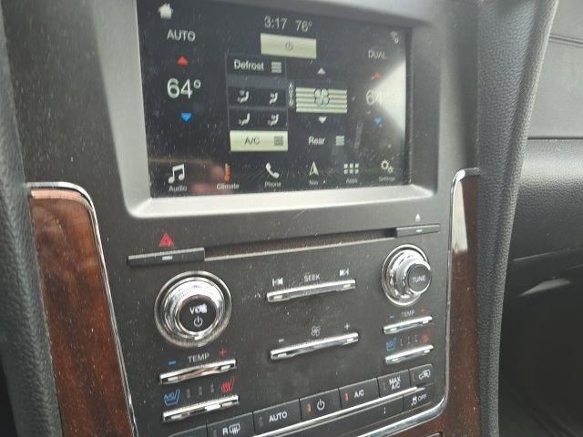 Used 2016 Lincoln Navigator Select image 12