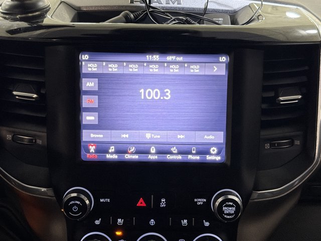 Used 2019 RAM 3500 Laramie w/ Black Appearance Package AWD/4WD image 31