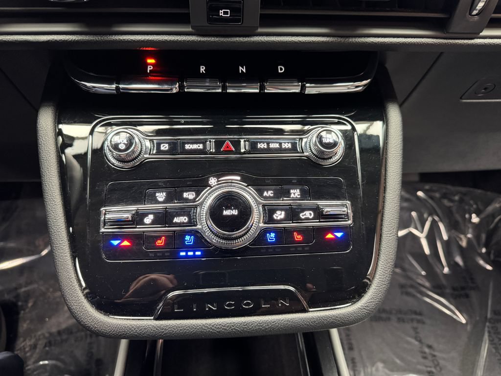 Used 2022 Lincoln Corsair AWD w/ Equipment Group 101A image 20
