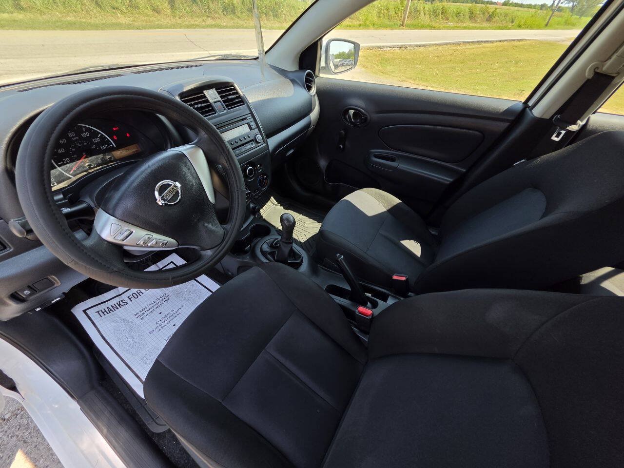 Used 2018 Nissan Versa S FWD image 3