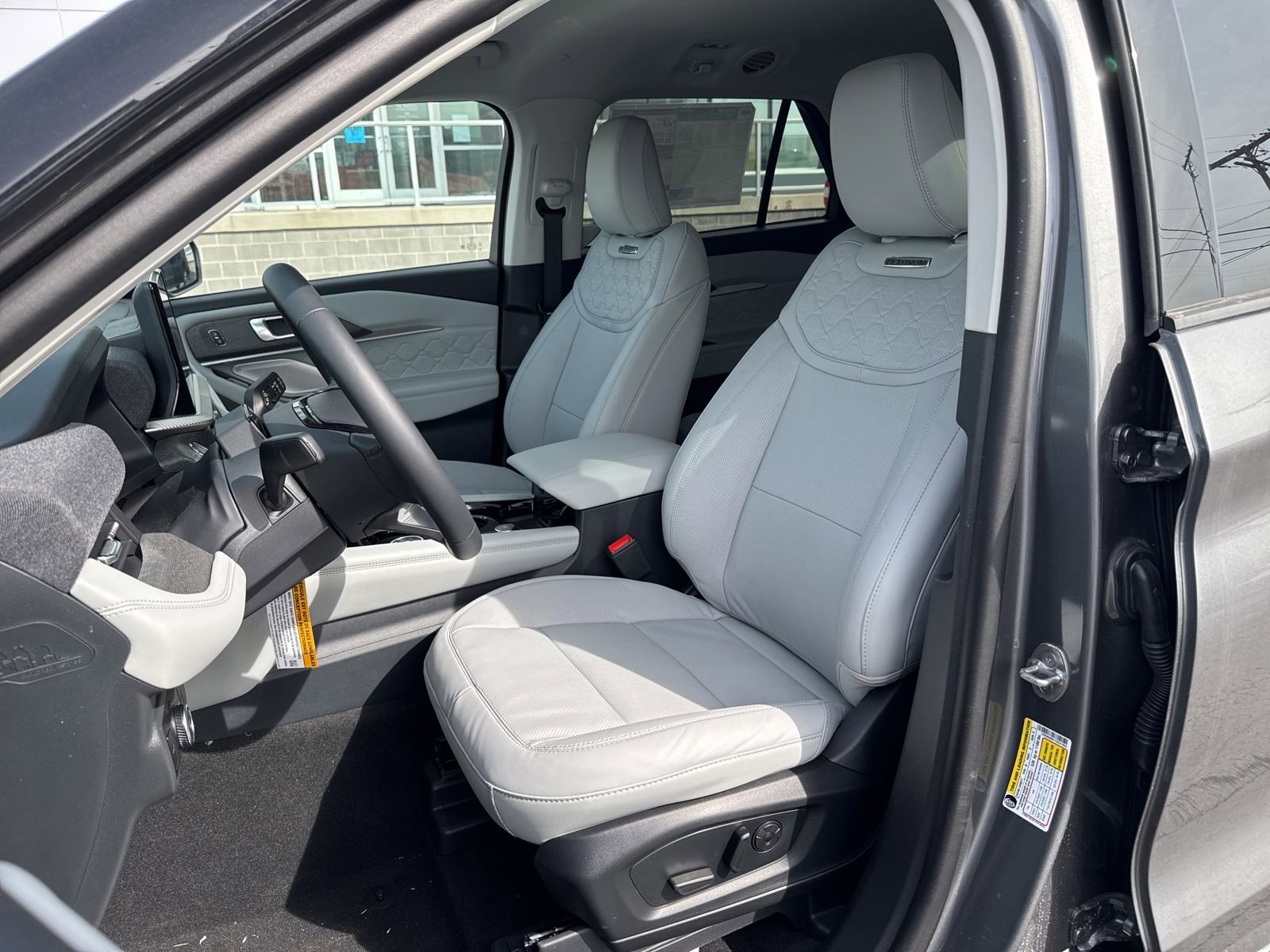 New 2026 Ford Explorer Platinum w/ LUX Leather Package image 2