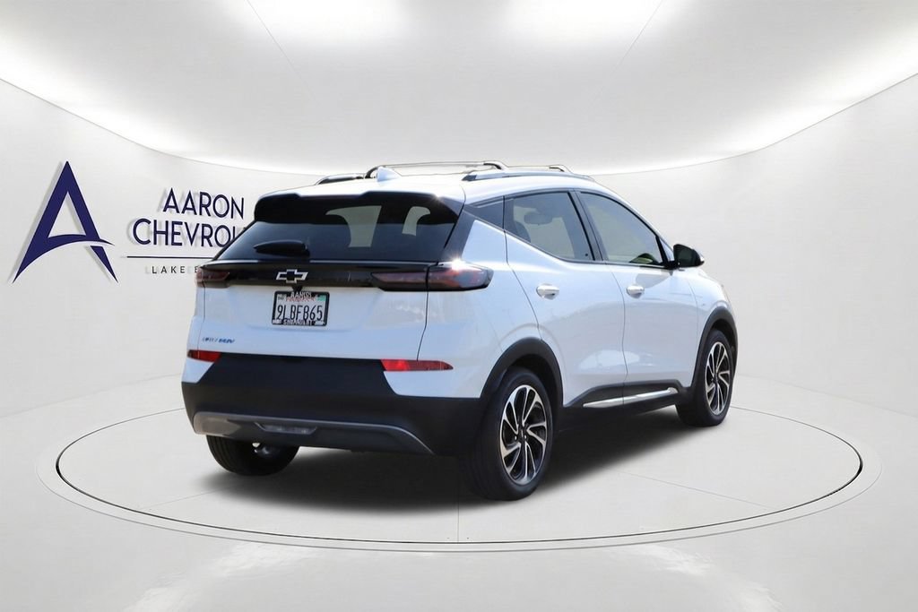 Used 2023 Chevrolet Bolt EUV Premier w/ Super Cruise Package FWD image 4