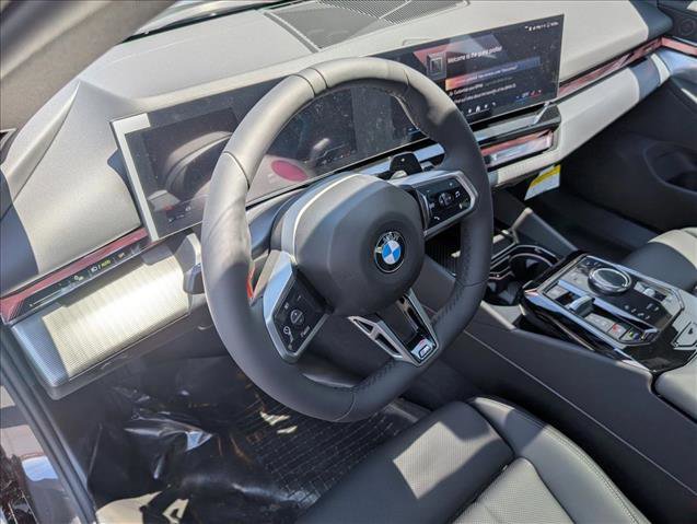 Used 2024 BMW X5 xDrive50e w/ Parking Assistance Package AWD/4WD image 10