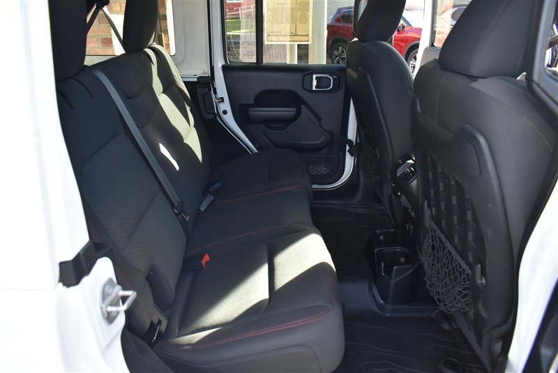 Used 2021 Jeep Wrangler Unlimited Rubicon image 31