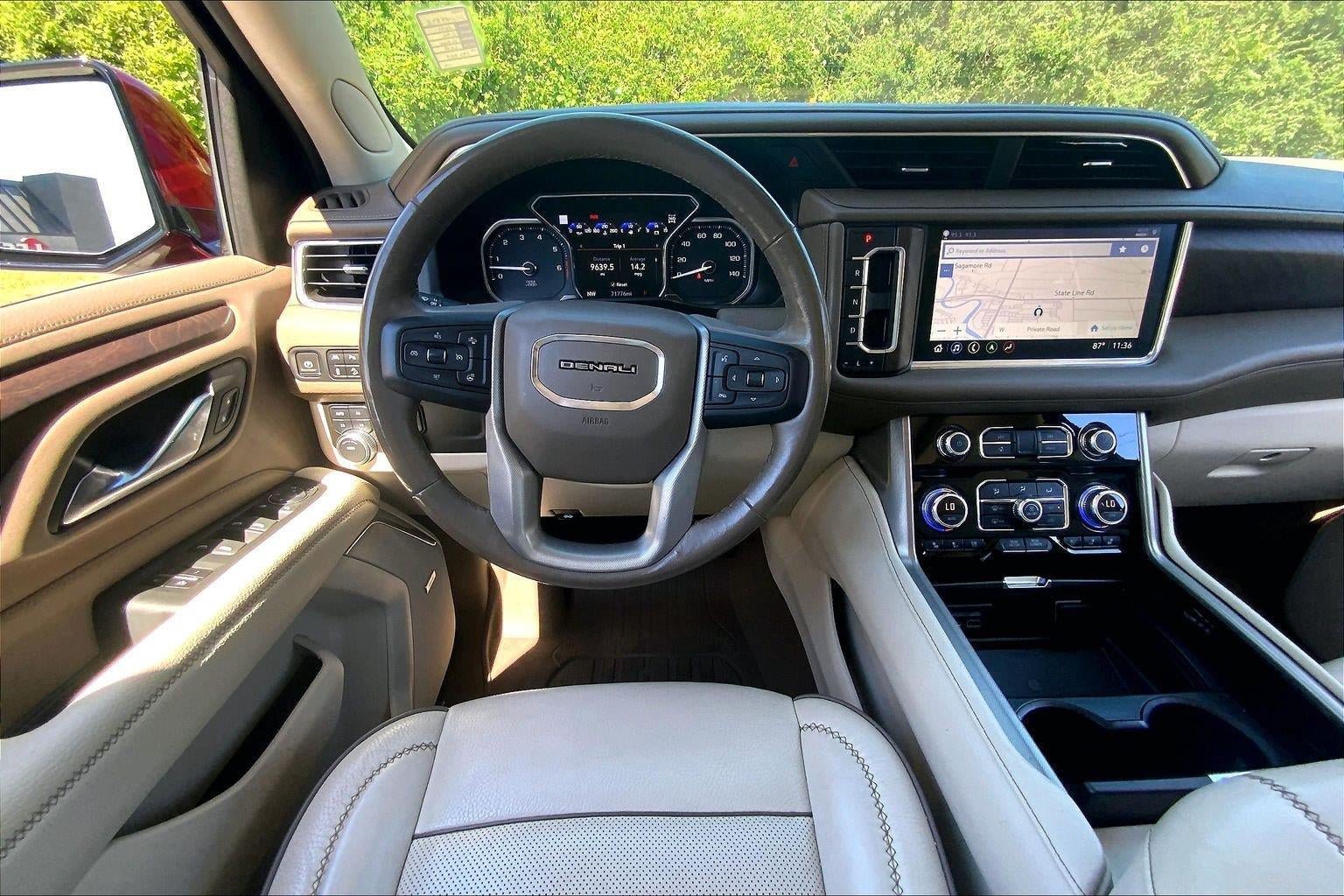 Used 2021 GMC Yukon Denali AWD/4WD image 5