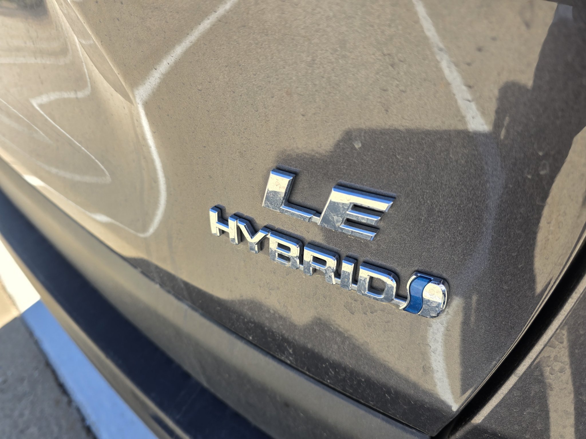 Used 2024 Toyota RAV4 LE AWD/4WD image 11