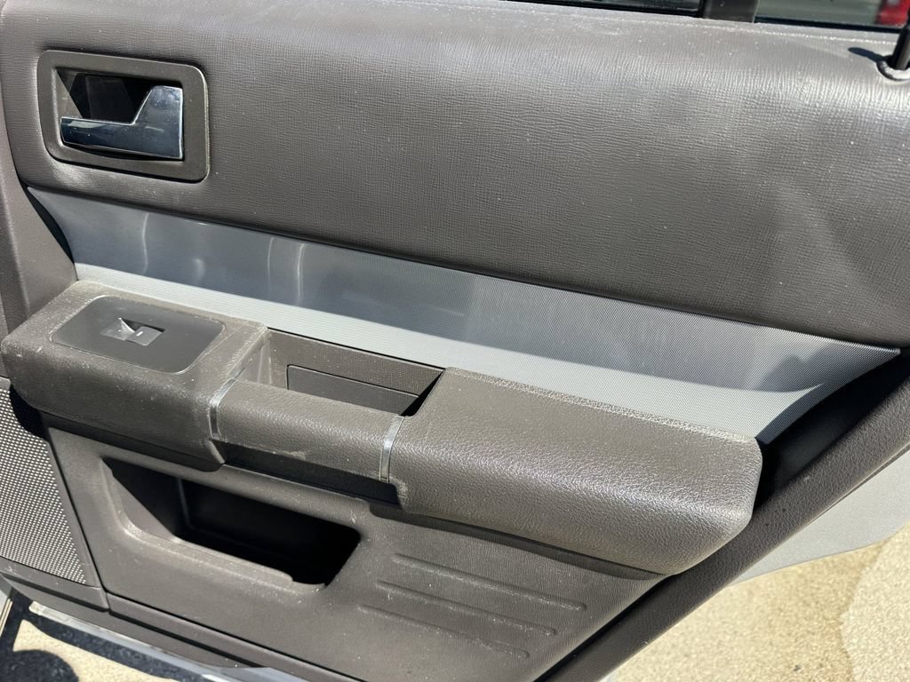 Used 2015 Ford Flex SEL w/ Equipment Group 202A FWD image 13