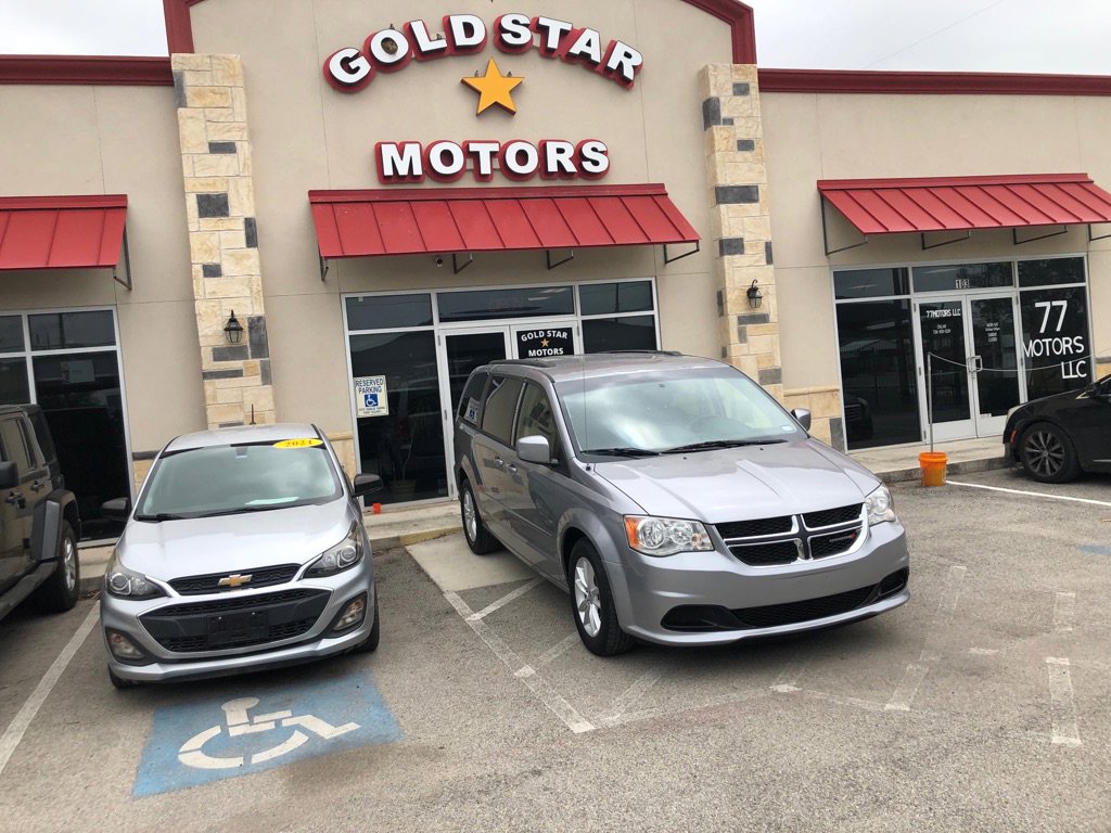 Used 2014 Dodge Grand Caravan SXT FWD image 1