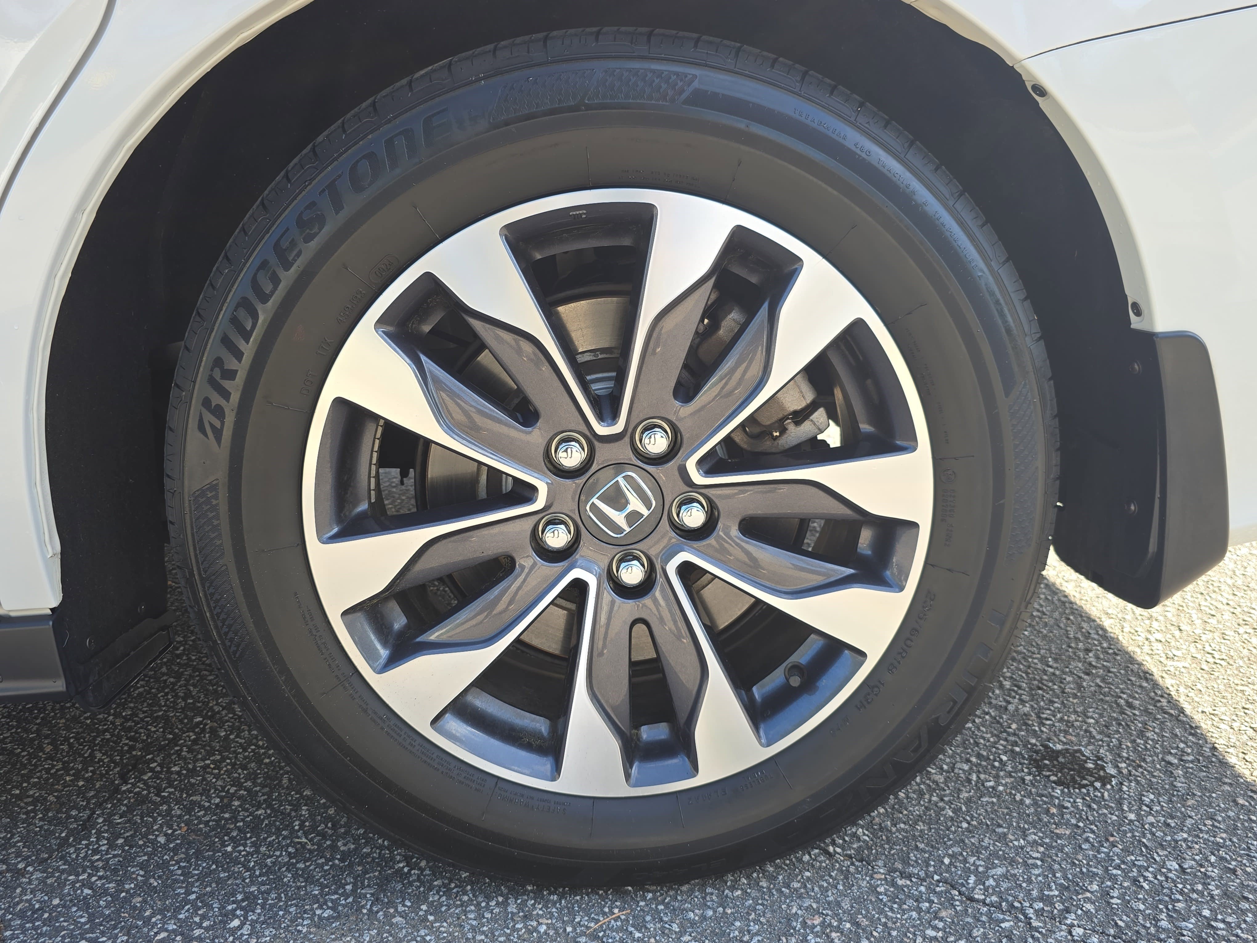 Used 2024 Honda Odyssey EX-L image 36