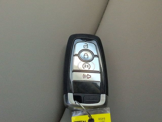 Certified 2025 Ford Maverick Lariat AWD/4WD image 29